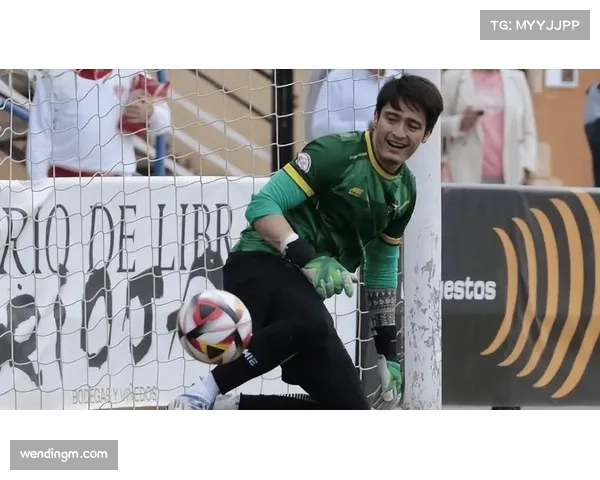 国安后防线年轻球员获锻炼机会 邓捷夫等U21球员在压力中成长